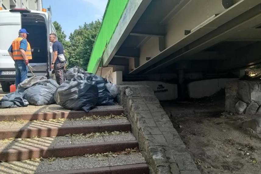 Zlikwidowali koczowisko po bezdomnych Zlikwidowali koczowisko po bezdomnych