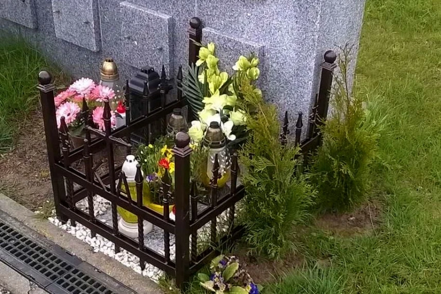 Wielkie porządki na cmentarzach. Najpierw na Cmentarzu Centralnym