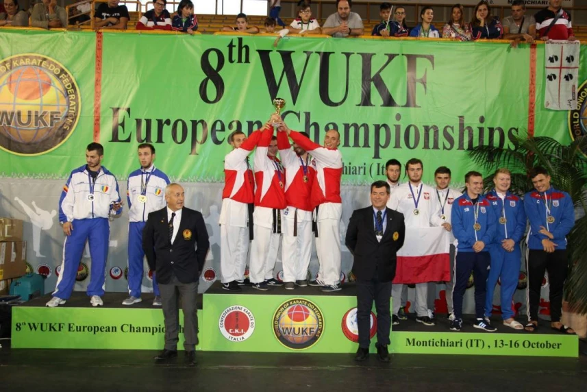 Wielki sukces Bushikanu Szczecin Wielki sukces Bushikanu Szczecin