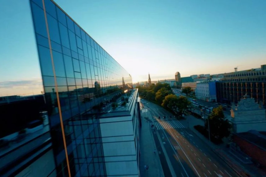 Szczecin – Stadt des Grüns, der Investitionen und der Wirtschaft. Bericht der Zeitung Rzeczpospolita Szczecin – Stadt des Grüns, der Investitionen und der Wirtschaft. Bericht der Zeitung Rzeczpospolita