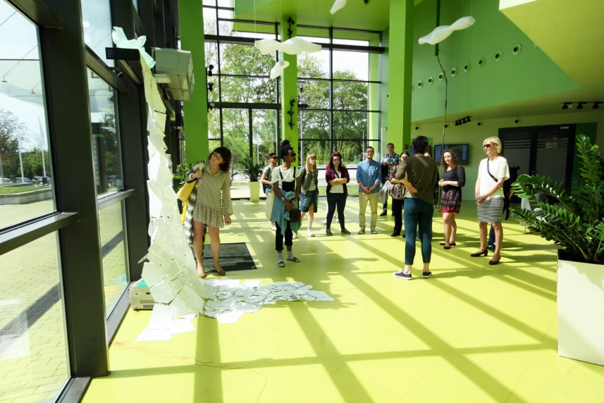 Artyści w kreatywnych przestrzeniach Technoparku