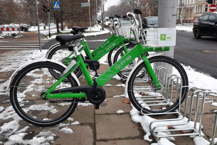 Breaking news: for the first time ever, BikeS available during winter