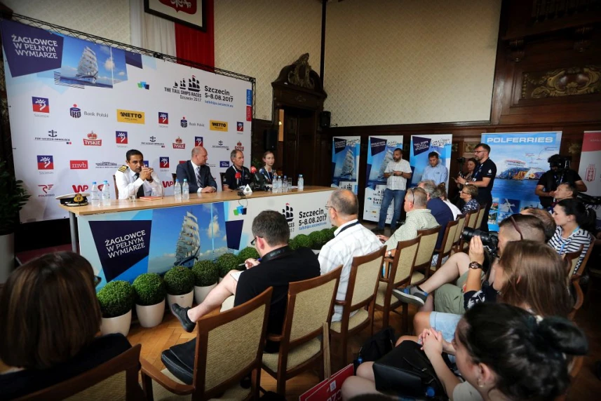 REGATY WIZYTÓWKĄ SZCZECINA