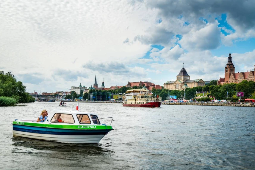 Rekordowy sezon wypożyczalni motorówek