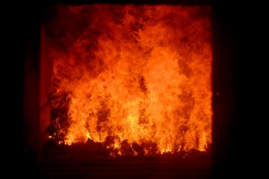 Pierwsze odpady i pierwszy płomień na ruszcie EcoGeneratora