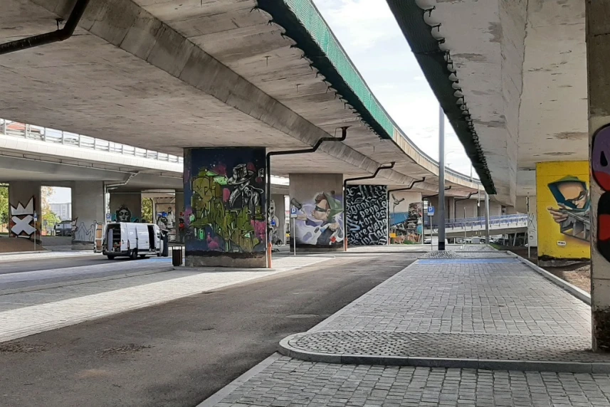 Zachodnia część parkingu pod Trasą Zamkową od jutra ponownie otwarta dla kierowców