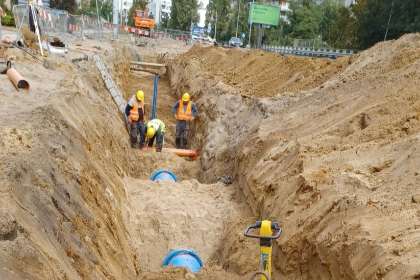 Wymieniają rury w Torowej Rewolucji