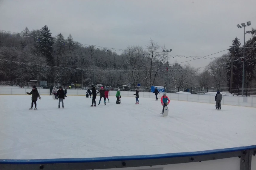 Ostatni weekend na lodowisku