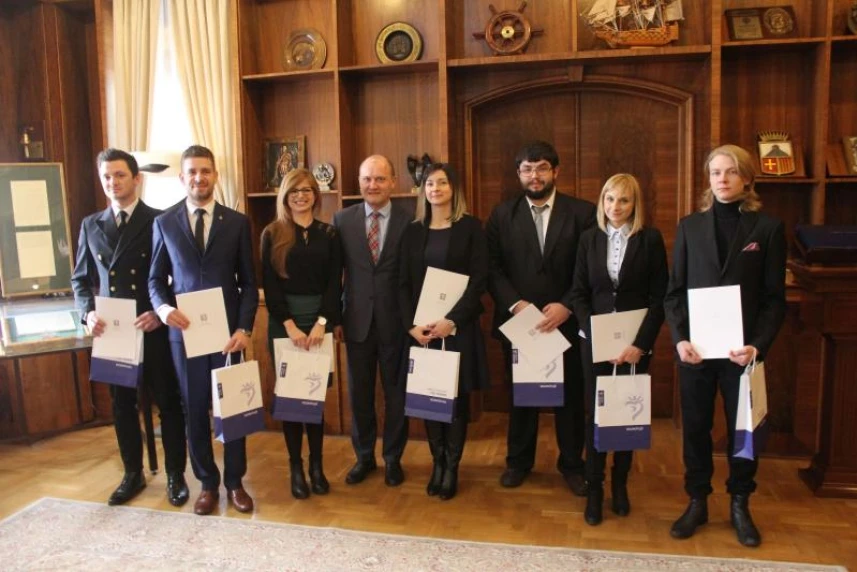 Nowości w nagrodach za prace dyplomowe