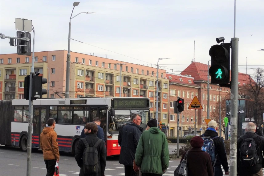W Szczecinie jest 137 skrzyżowań z sygnalizacją świetlną W Szczecinie jest 137 skrzyżowań z sygnalizacją świetlną