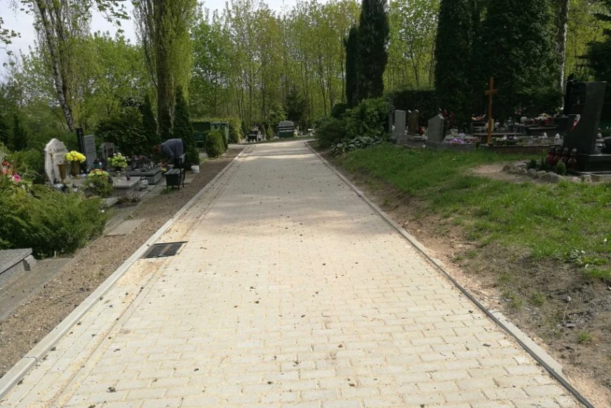 Koniec utrudnień na cmentarzu w Zdrojach