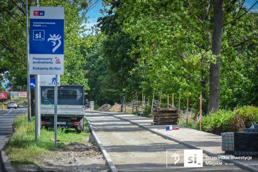 Budowa ścieżki rowerowej na Bogumińskiej. Budowa ścieżki rowerowej na Bogumińskiej.