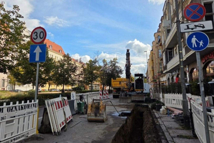 Prace drogowe na alei Jana Pawła II