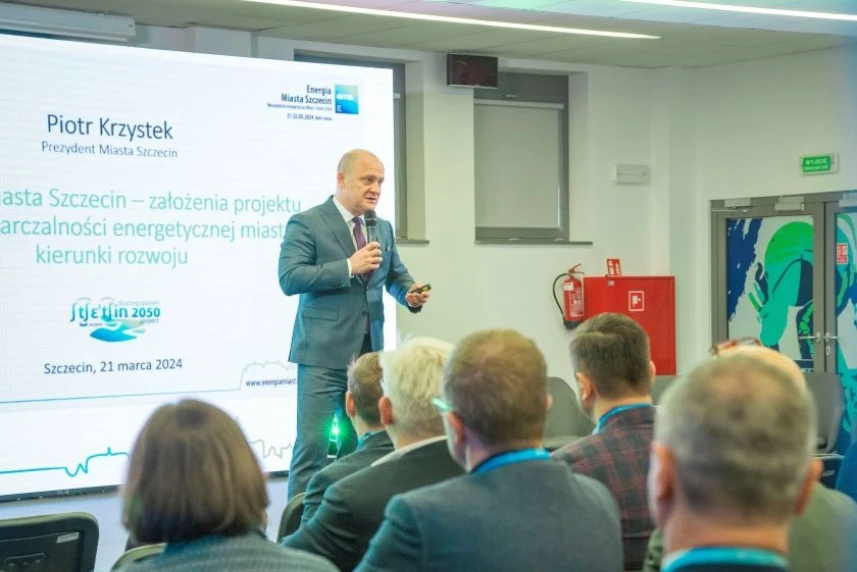 Piotr Krzystek, prezydent Szczecina na konferencji Energia Miasta Szczecin 2024.
