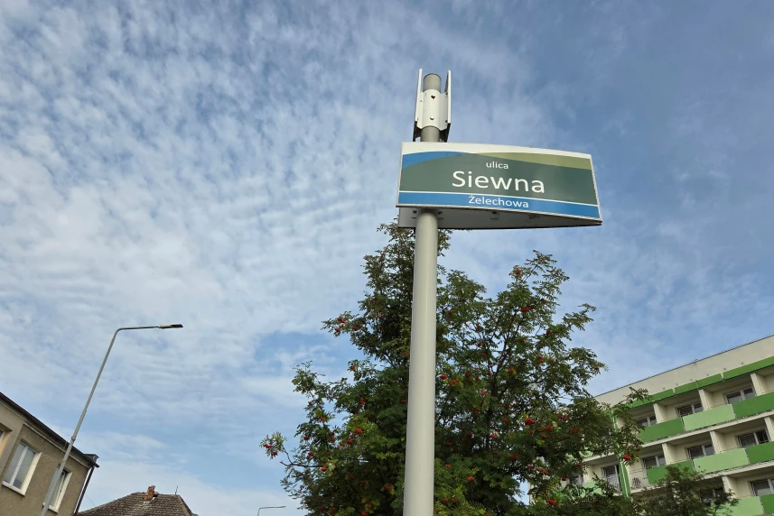 Tabliczka z nazwą ulicy Siewna
