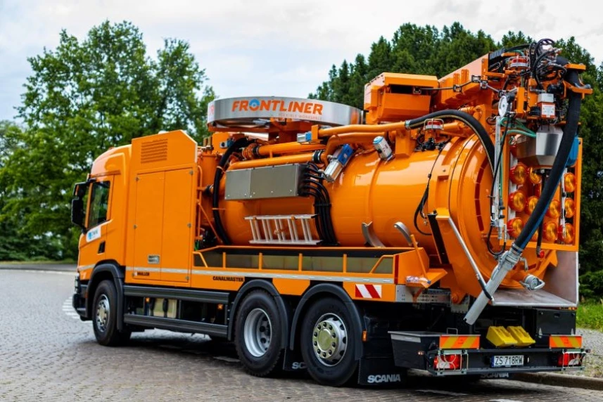 Specjalistyczny pojazd Zakładu Wodociągów i Kanalizacji