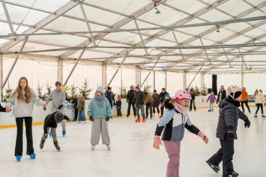 Lodowisko przy Arenie działa do 15 lutego