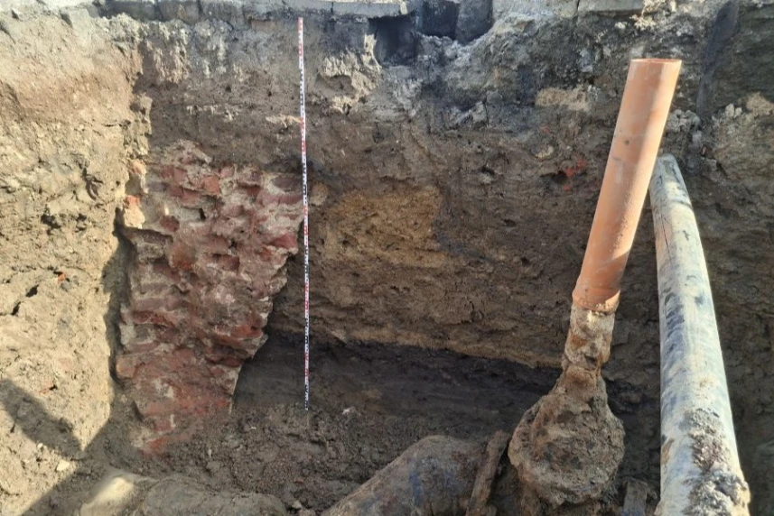 Niespodziewane wykopaliska na placu budowy Niespodziewane wykopaliska na placu budowy