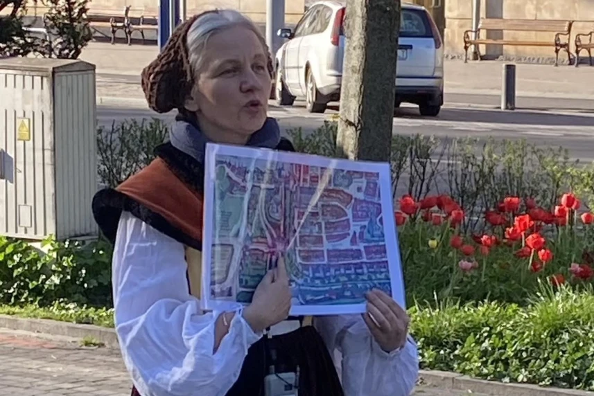 Przewodniczka Małgorzata Duda zaprasza na spacer śladami Sydonii von Borck.