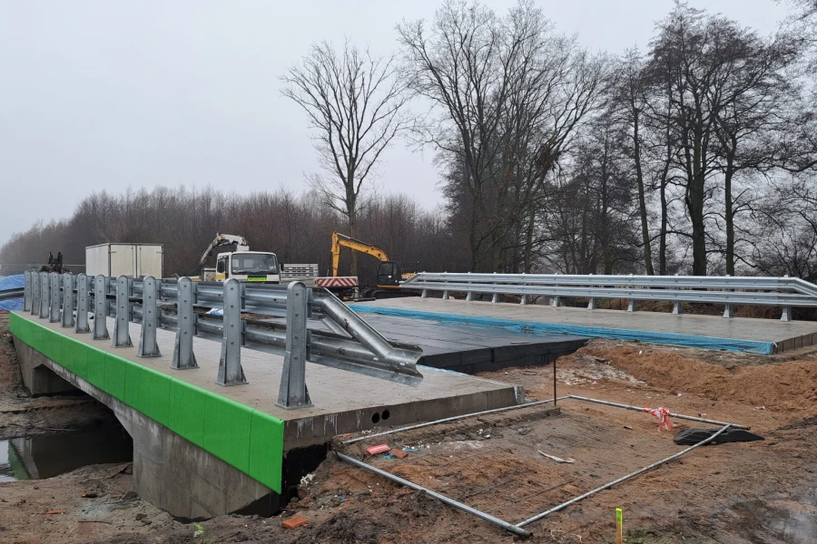 Planowe otwarcie dla ruchu mostu nad Chełszczącą w ciągu ul. Lubczyńskiej 18.03.2026 r. po południu