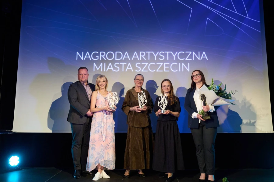 Nagroda Artystyczna Miasta Szczecin wręczana jest szczecińskim twórcom i animatorom kultury od 1991 roku.