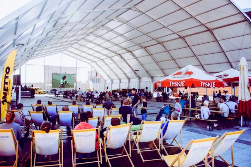 Dzisiaj cały #SzczecinKibicuje Polakom!