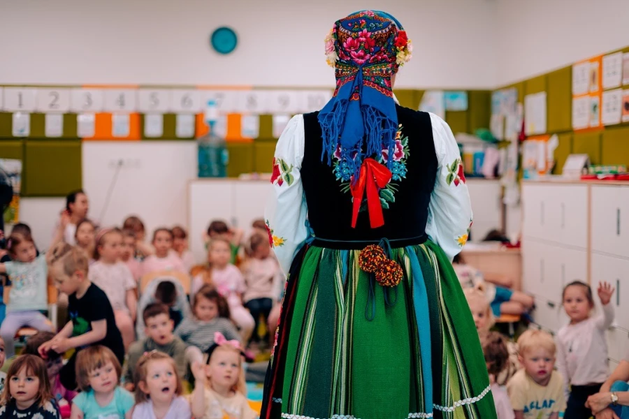 Projekt edukacyjny ZPiT Pomorza Zachodniego PUM zagościł w szczecińskich szkołach i przedszkolach. Projekt edukacyjny ZPiT Pomorza Zachodniego PUM zagościł w szczecińskich szkołach i przedszkolach.