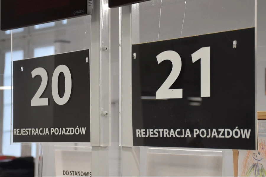 Od dziś, w każdy wakacyjny czwartej, Referat Rejestracji Pojazdów szczecińskiego magistratu, będzie pracował do godziny 18:00. Od dziś, w każdy wakacyjny czwartej, Referat Rejestracji Pojazdów szczecińskiego magistratu, będzie pracował do godziny 18:00.