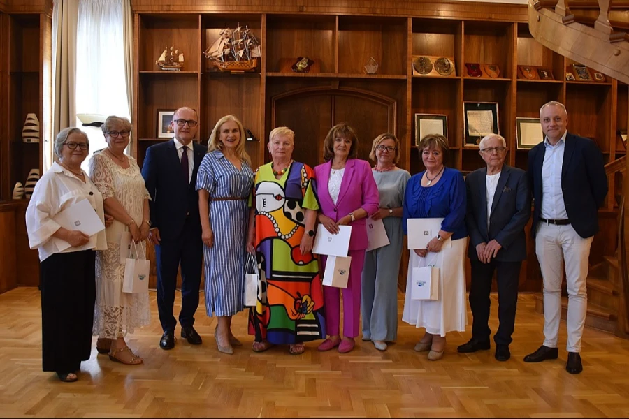 Po czterech latach intensywnej działalności zakończyła się druga kadencja Miejskiej Rady Seniorów w Szczecinie. Po czterech latach intensywnej działalności zakończyła się druga kadencja Miejskiej Rady Seniorów w Szczecinie.
