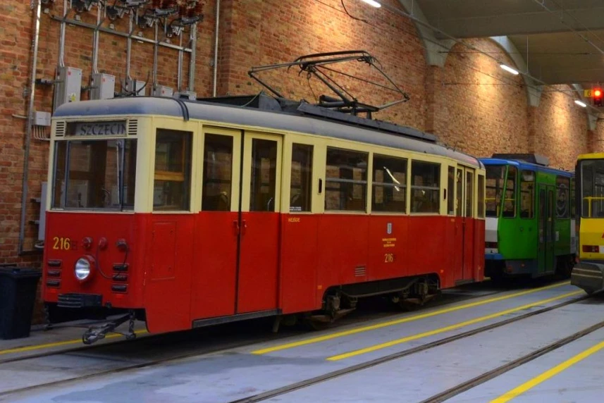 Pojazdy historyczne znów na trasie