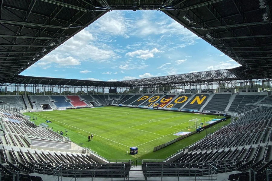 Przystanek Twardowskiego Stadion