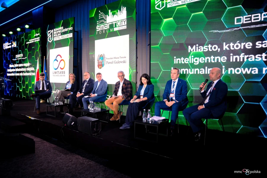 Cyfrowe miasta od zaplecza. 23. Smart City Forum już 21–22 października. Cyfrowe miasta od zaplecza. 23. Smart City Forum już 21–22 października.