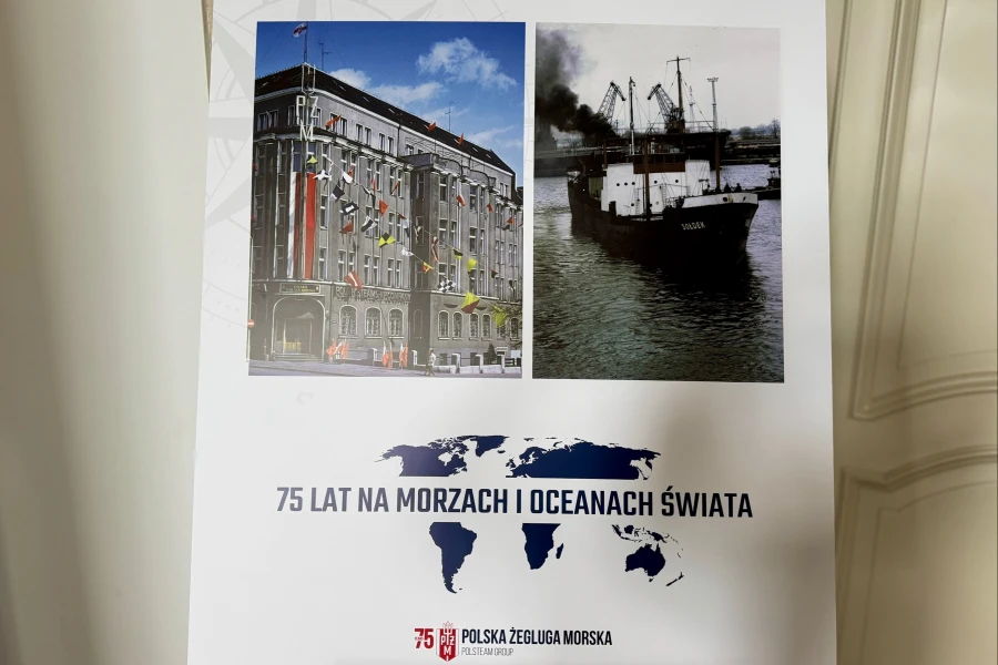Polska Żegluga Morska P.P. zaprasza na jubileuszową wystawę fotograficzną prezentowaną w Galerii Prezydenckiej Urzędu Miasta Szczecin. Polska Żegluga Morska P.P. zaprasza na jubileuszową wystawę fotograficzną prezentowaną w Galerii Prezydenckiej Urzędu Miasta Szczecin.