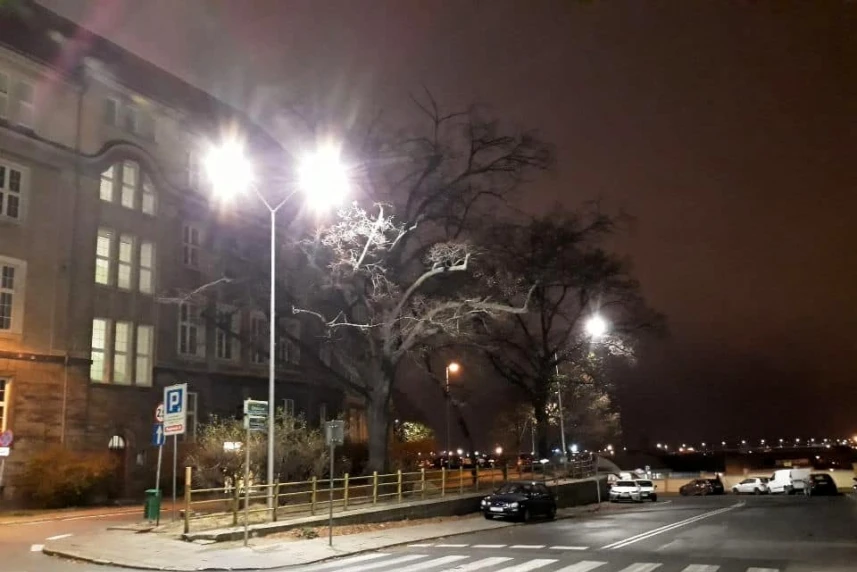 Jaśniejsze ulice w centrum