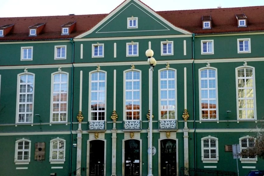 Rządowa reforma systemu oświaty: Północ i Zachód na Komisji