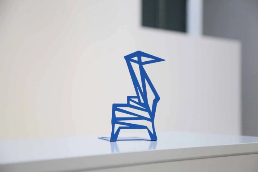 Zabierz dźwigozaura do domu!