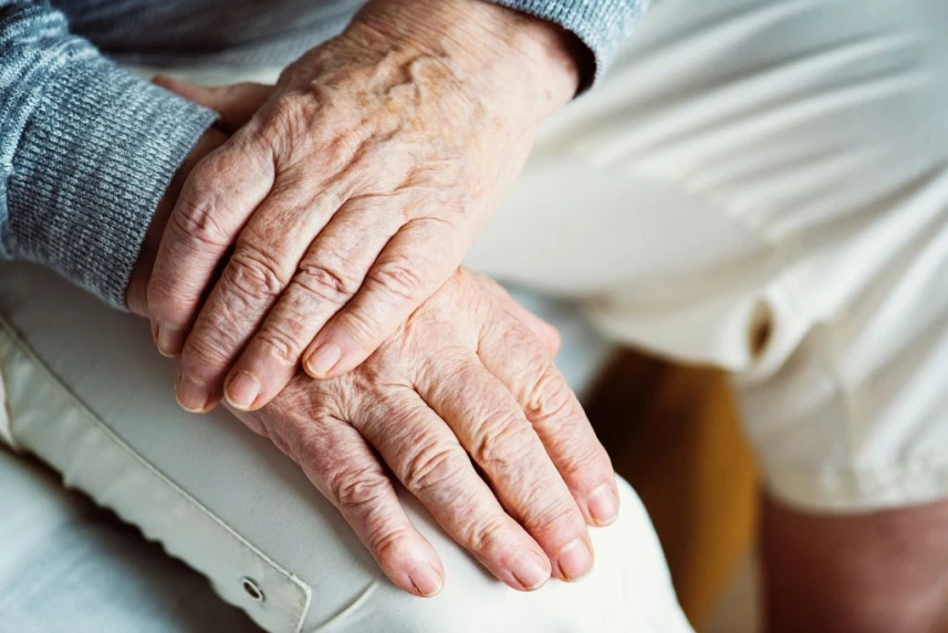 Bon „Alzheimer 75”: Złóż wniosek o przyznanie świadczenia Bon „Alzheimer 75”: Złóż wniosek o przyznanie świadczenia