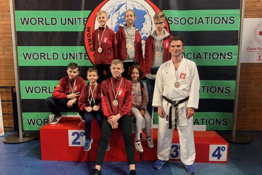 Karatecy Bushikanu z medalami Mistrzostw Włoch