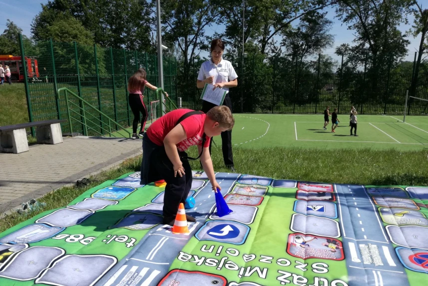 Dzieci bezpieczne ze Strażą Miejską Dzieci bezpieczne ze Strażą Miejską