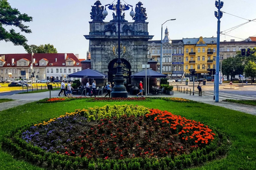 Aksamitki, begonie i pelargonie. Dziesiątki tysięcy kwiatów w Szczecinie Aksamitki, begonie i pelargonie. Dziesiątki tysięcy kwiatów w Szczecinie