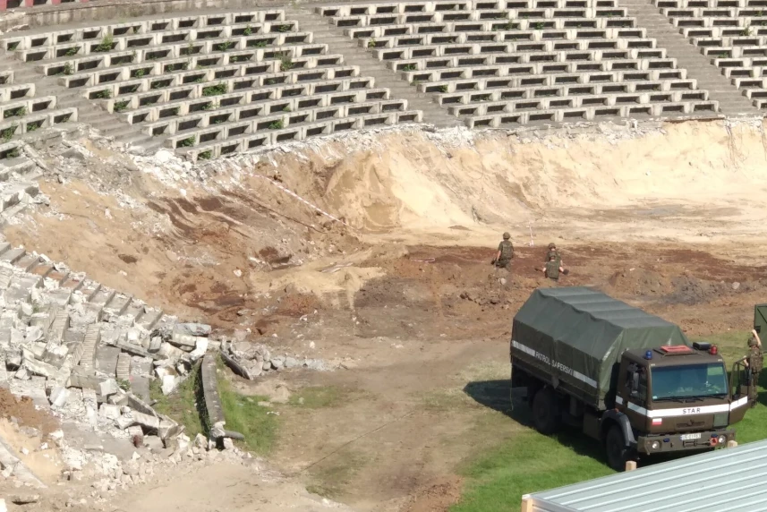 Stadion Miejski: Saperzy wywieźli niewybuchy Stadion Miejski: Saperzy wywieźli niewybuchy