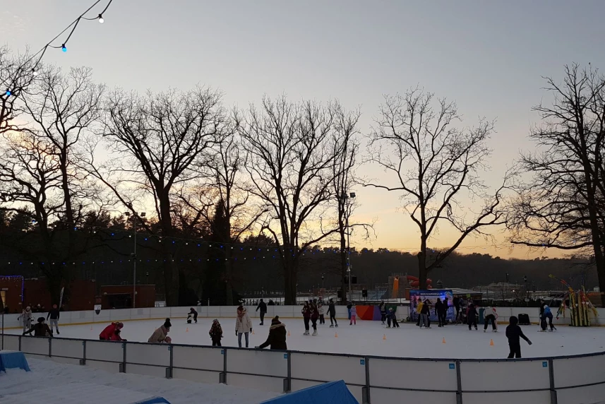 Ostatni weekend na lodowisku Arkonki