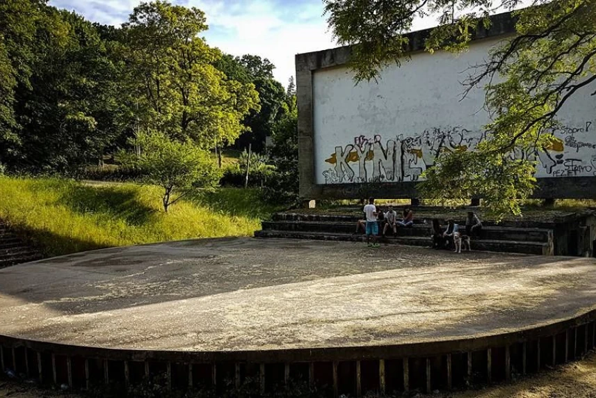 Jest chętny na przebudowę amfiteatru w Żydowcach