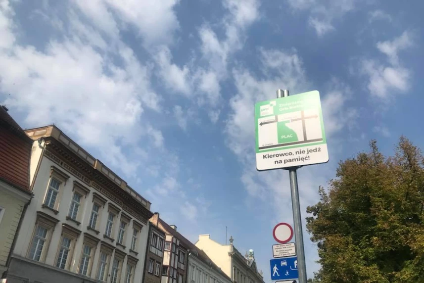 „Nowe życie placu”: Uwaga, kolejne zmiany! Kierowco nie jedź na pamięć. „Nowe życie placu”: Uwaga, kolejne zmiany! Kierowco nie jedź na pamięć.