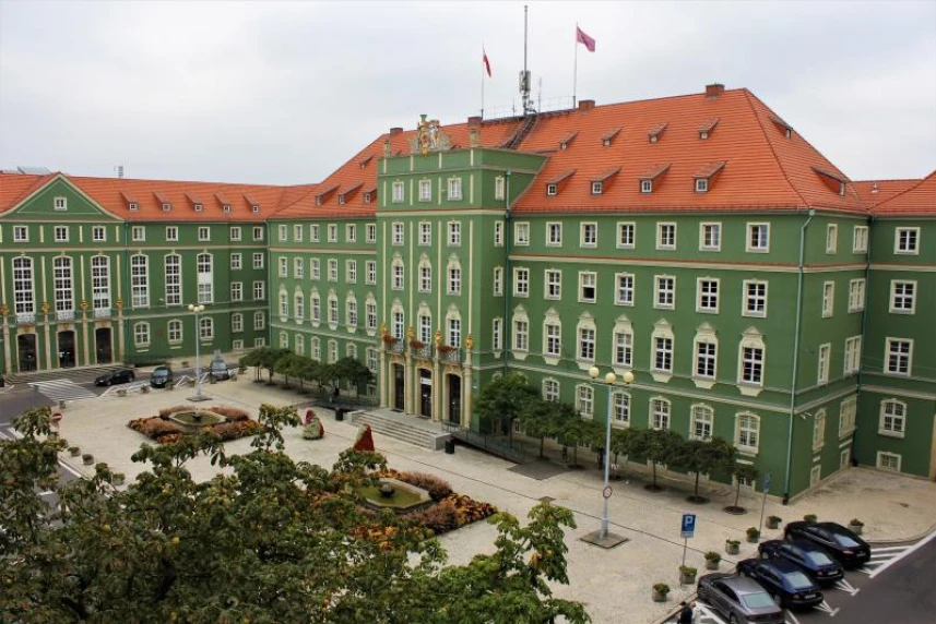 W czwartek ewakuacja magistratu