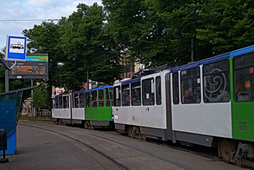 Wszystkich Świętych 2019: jak dojechać na cmentarz Wszystkich Świętych 2019: jak dojechać na cmentarz