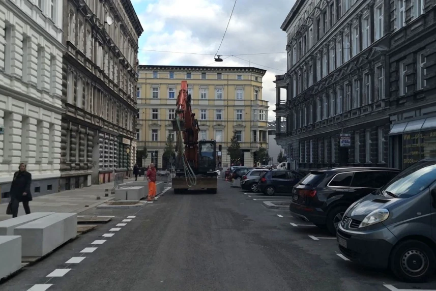 Szczecin: drogowcy kończą trzy ważne zadania Szczecin: drogowcy kończą trzy ważne zadania