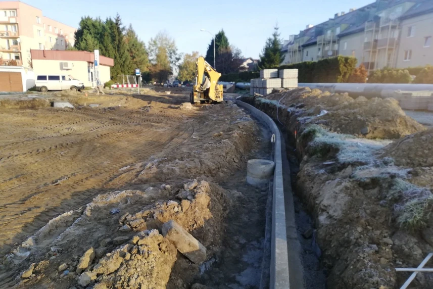 Trwają intensywne prace na ulicy Grota Roweckiego